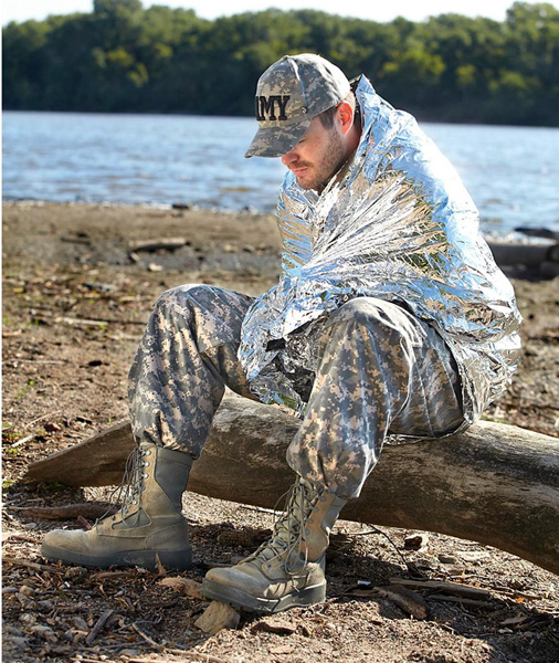 Emergency Space Blankets For Hunting Outdoor Life 10 Pack - Click Image to Close